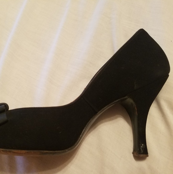 Vintage gorgeous sueded black pumps 8-1/2 - Picture 3 of 4
